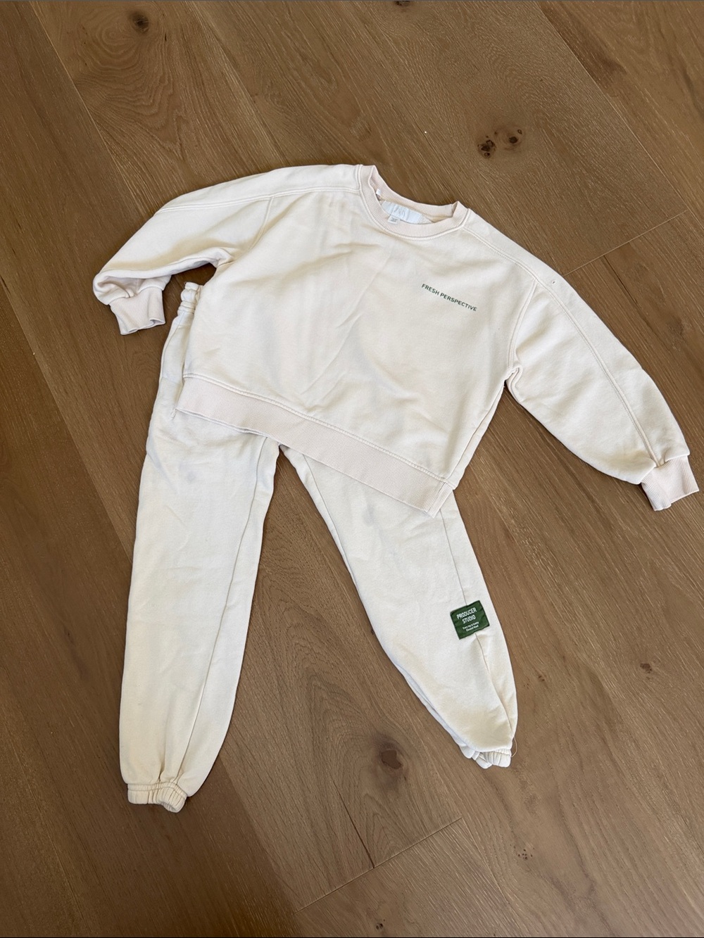 Zara Cream Kids Sweatshirt & Joggers Set